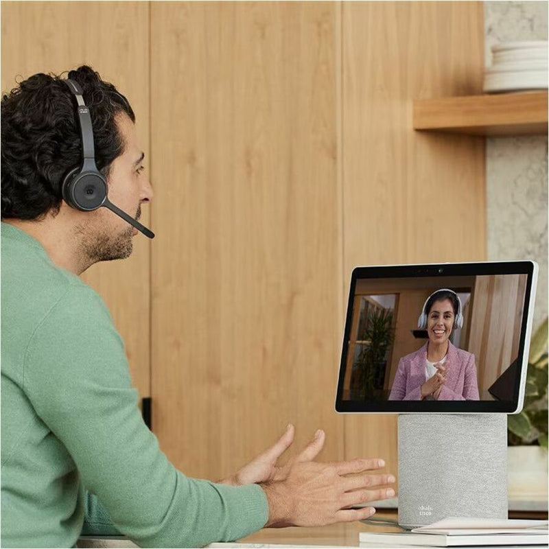 Built for professionals who live on video calls.