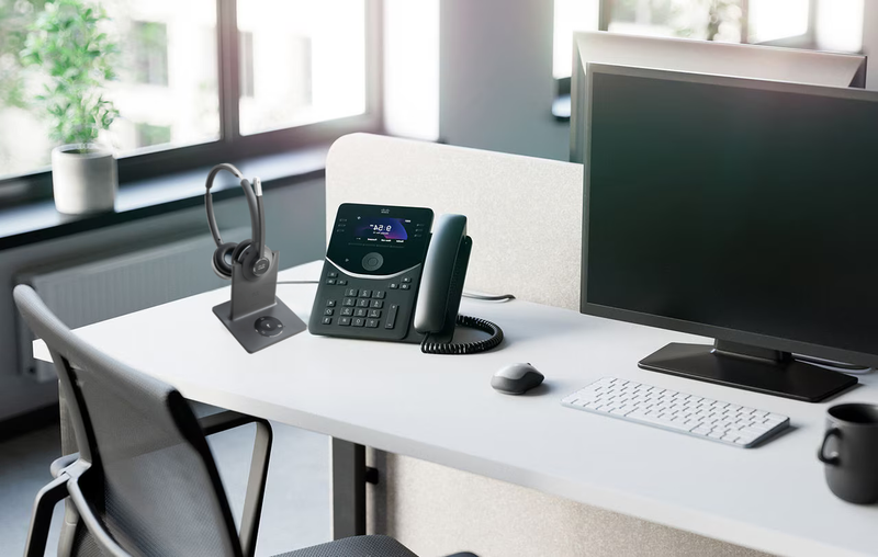 Rich stereo sound that keeps you in the zone.